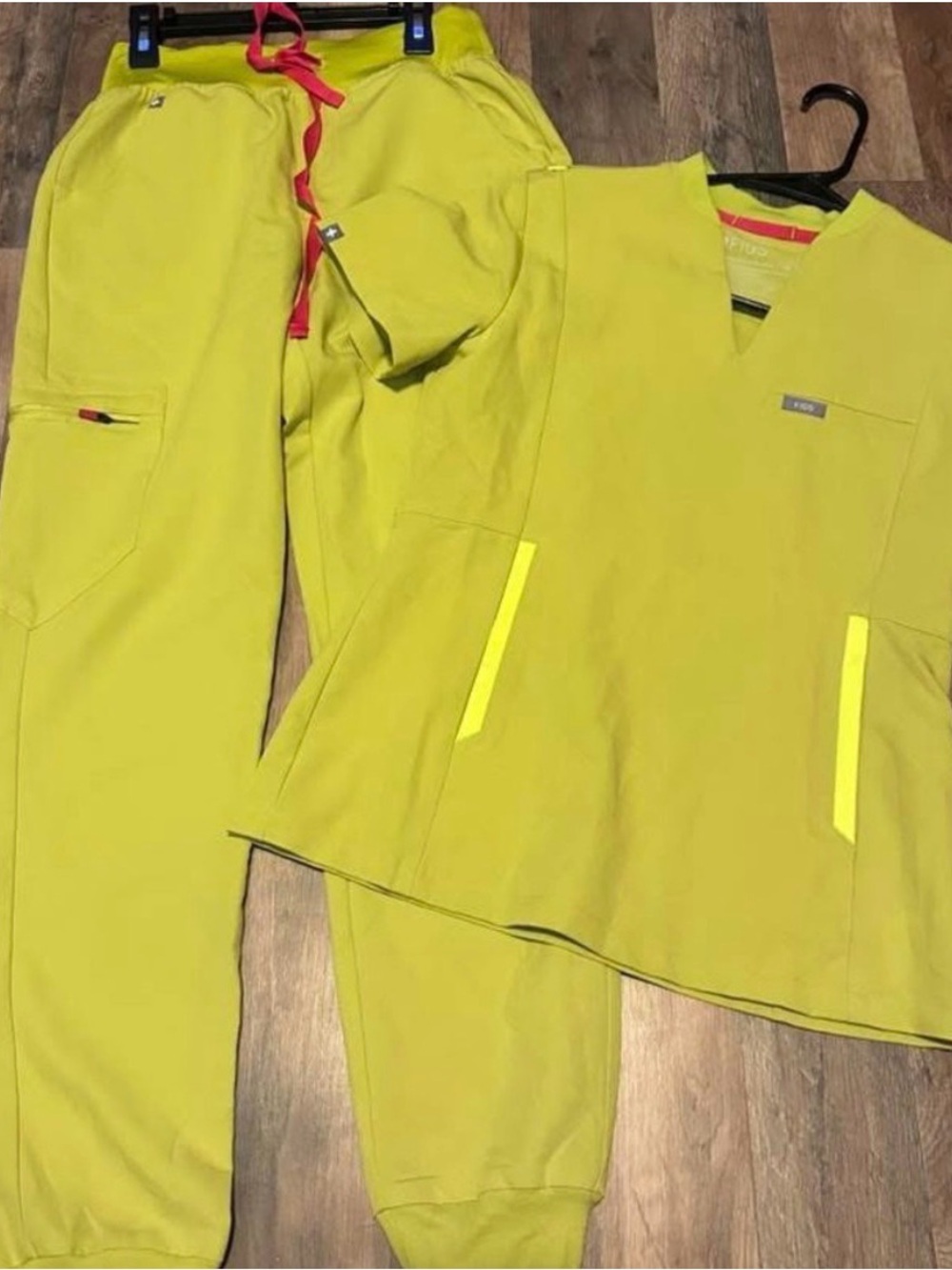 Figs Women's Neon Yellow Scrub Top & Jogger Pants Set